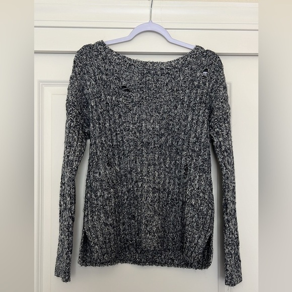 Abercrombie & Fitch Sweaters - Abercrombie & Fitch Grey Knit Sweater